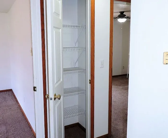 530 Iris Ave — Photo 8