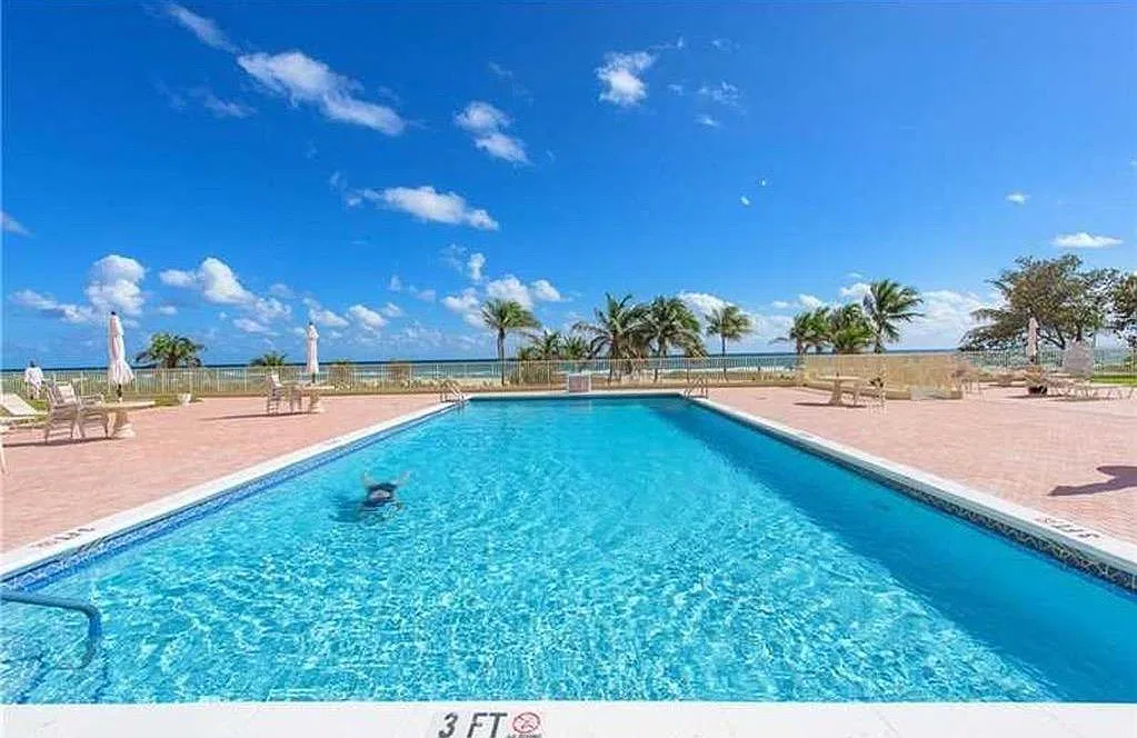 750 N Ocean Blvd — Photo 4