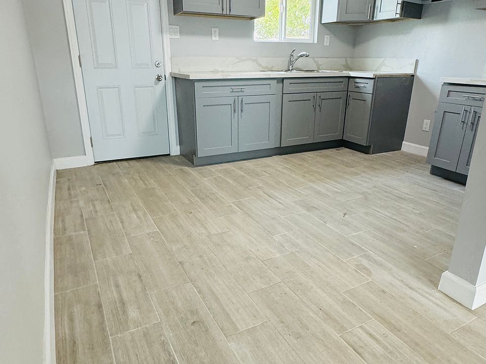 1st image of 2523 Ogden St #2