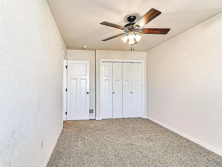 2909 SE Keystone Dr — Photo 12