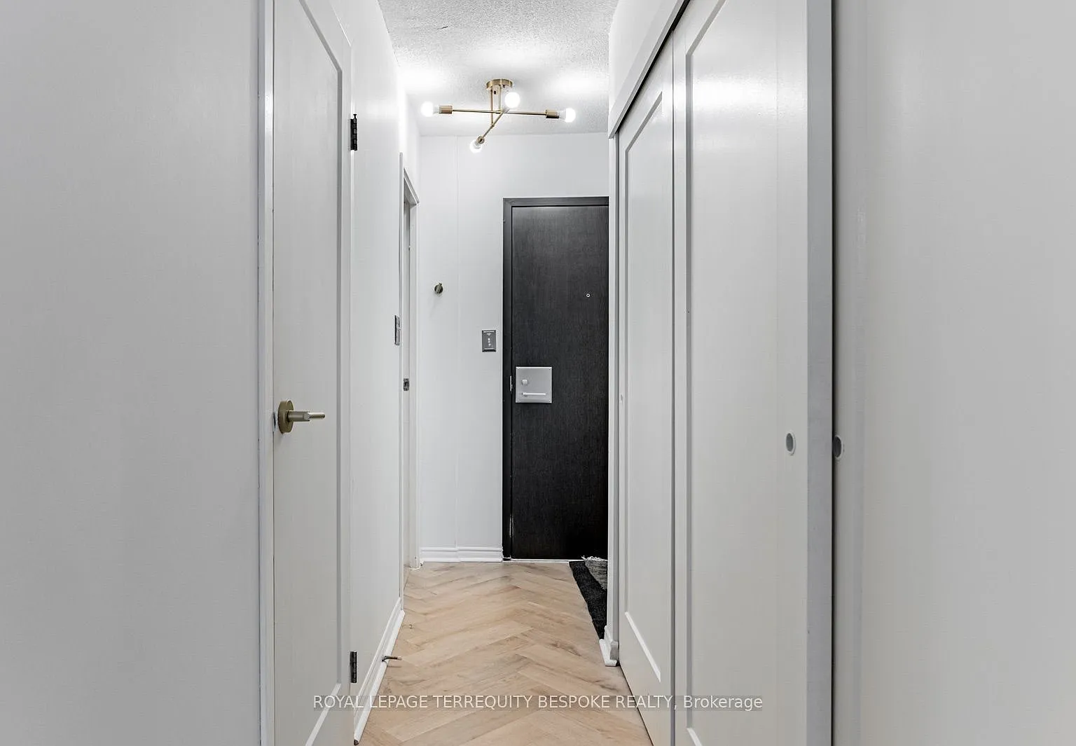 2 bed, $2,950 — Photo 1