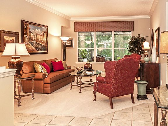 5th image of 4010 W CATTAIL POND Circle