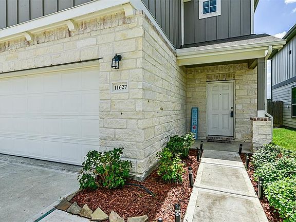 2nd image of 11627 Braemar Village Dr