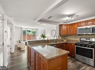 Windsor Plaza, Arlington, VA 22201