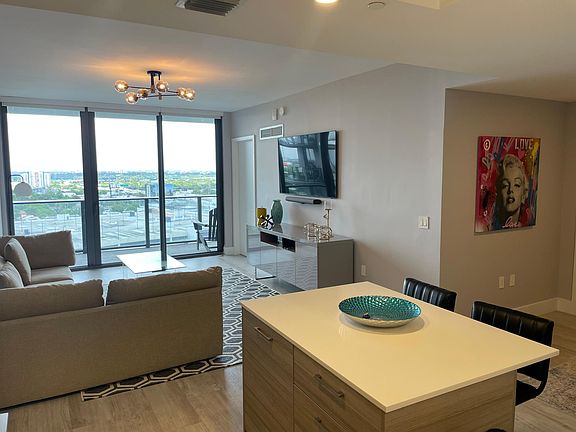 5th image of 101 NE 34th St #1512
