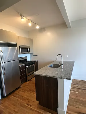 Rented by City Vista Inc | media 45