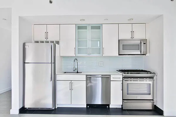 Rented by Platinum Properties | media 2