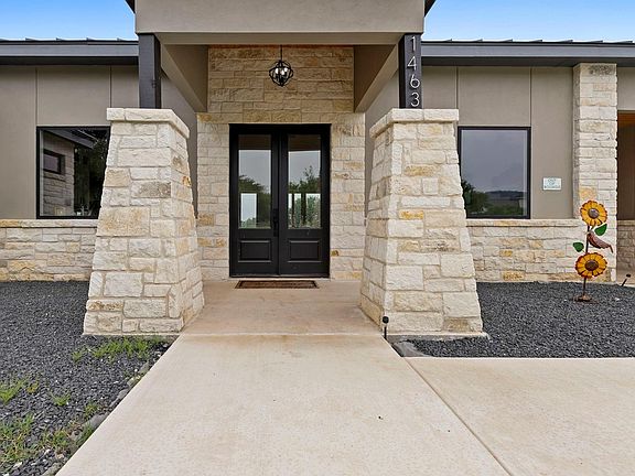 4th image of 1463 Mountain Valley Dr