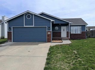 6720 N Poston St, Wichita, KS 67219