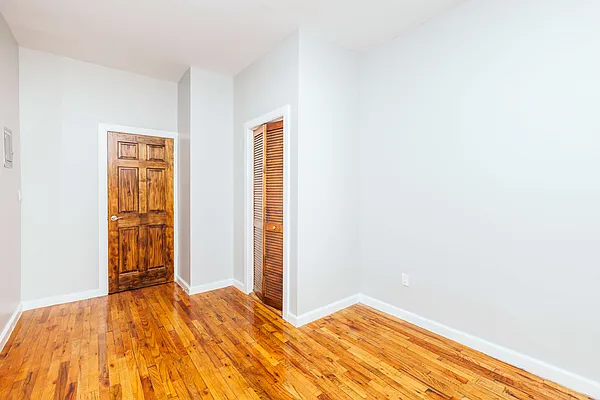 Rented by Nooklyn NYC LLC | media 6