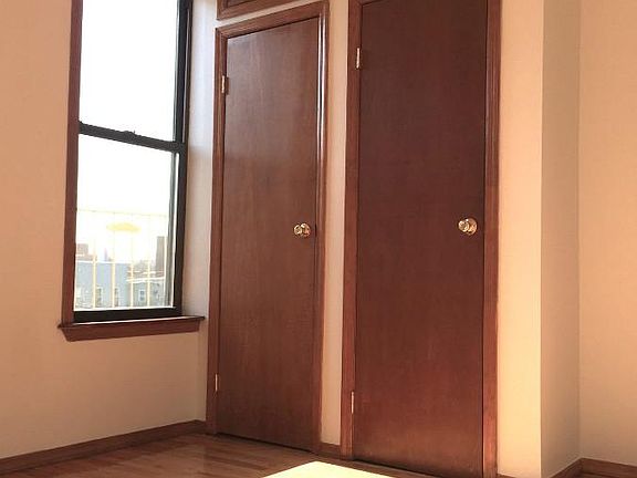 5th image of 31 Diamond St APT 14A