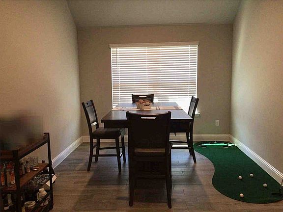 4th image of 637 Antswood Dr