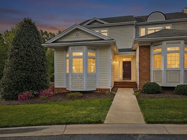 600 Edgewood Cir, Halifax, VA 24558