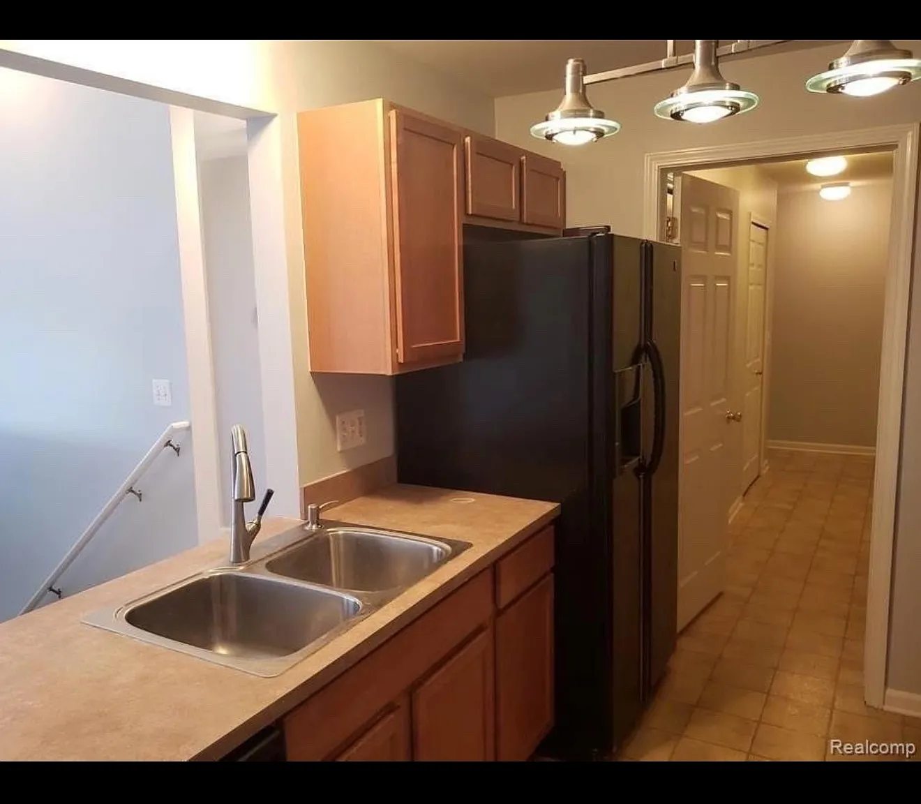 2 bed, 1442 sqft, $2,000 — Photo 3