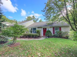 1711 Independence Ct, Allentown, PA 18104