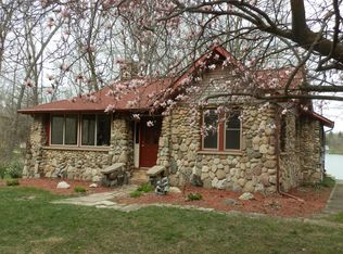 3096 Bluegill Dr, Allegan, MI 49010