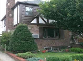 4548 167th St, Flushing, NY 11358