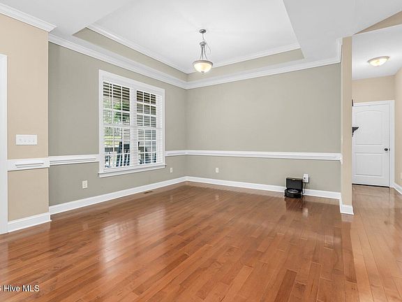 5th image of 133 Shawnee Drive