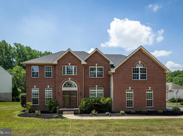 22 Hidden Oaks Blvd, Wilmington, DE 19808