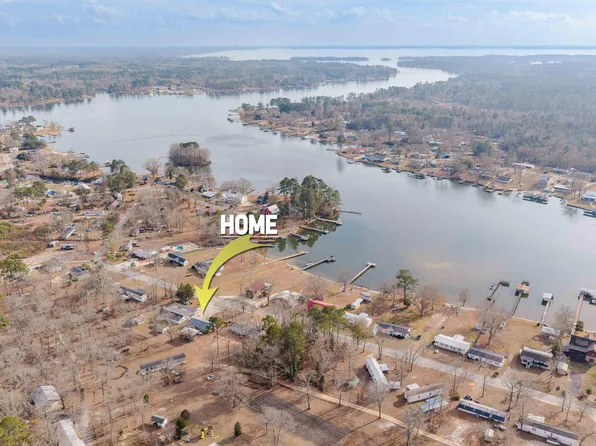 1416 Litzler Dr, Manning, SC 29102