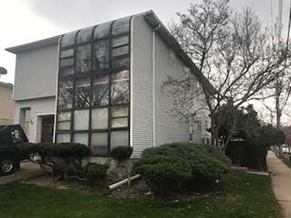 1st image of 61 Speedwell Ave