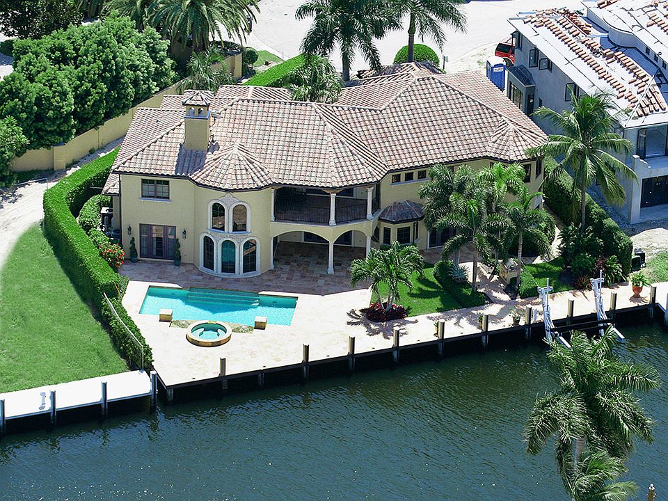1st image of 2639 Castilla Isle