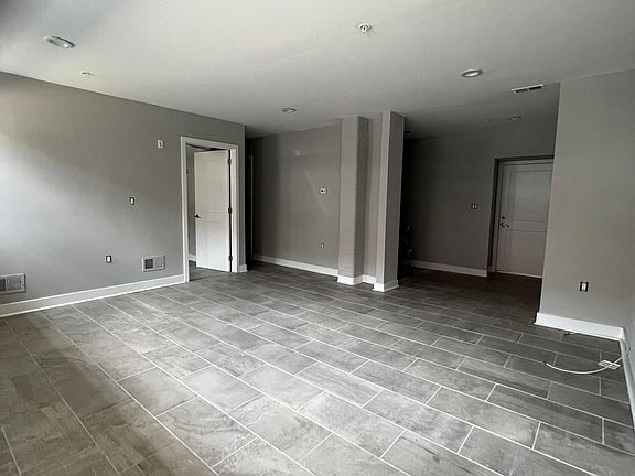 5th image of 1505 S 17th St #B109