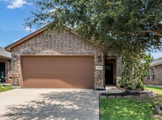5104 Britton Ridge Ln, Fort Worth, TX 76179