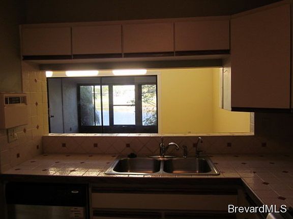 5th image of 354 Lofts Dr #B-5