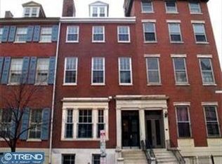 1112 Spruce St APT 3R, Philadelphia, PA 19107