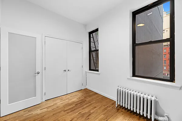 Rented by REAL New York | media 16