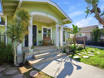 1074 Vina Ave, Long Beach, CA, 90813
