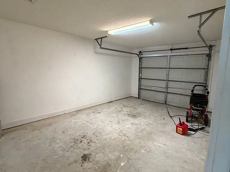 23 Talbot Ct — Photo 28
