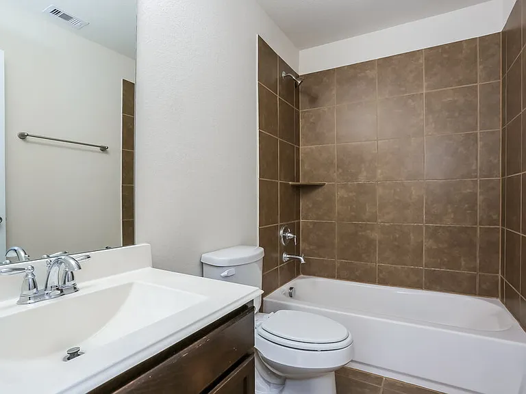 13230 Chanel Dr — Photo 19