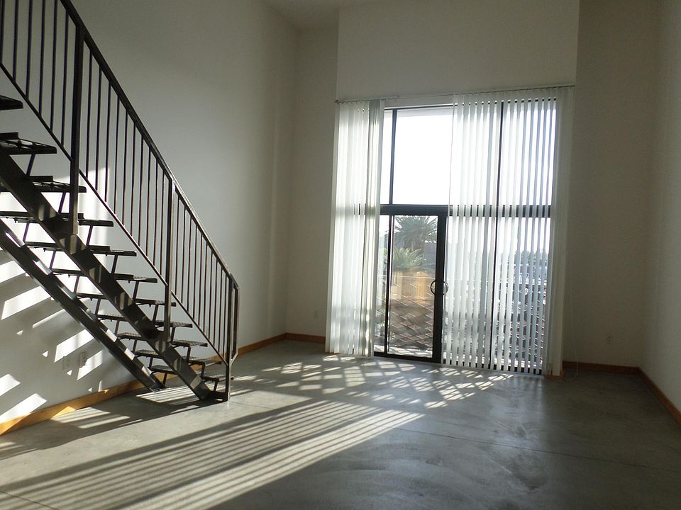 2nd image of 515 W Main St Ste 303