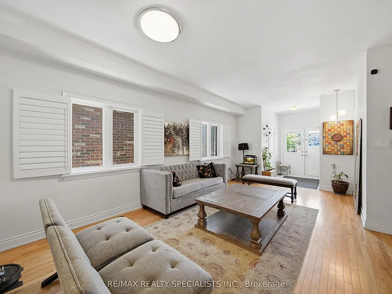 294 Miller Park Ave — Photo 8