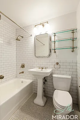 Rented by Mirador Real Estate | media 2