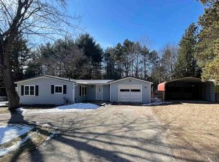 N5609 24th Ln, Wild Rose, WI 54984