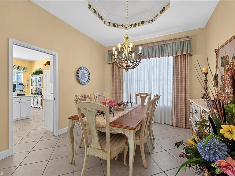 2317 Island Cove Cir — Photo 14
