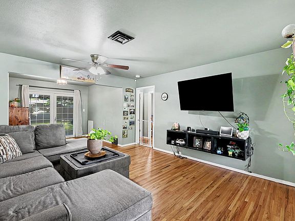 5th image of 1032 S Fabrique Dr