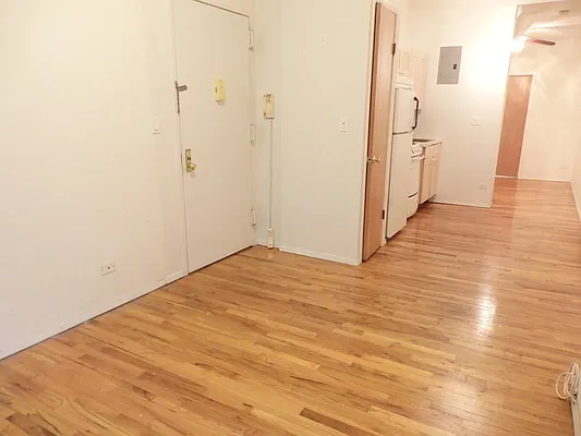 Rented by John O'Kelly Real Estate | media 4