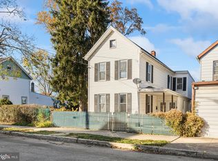 497 E Washington St, Chambersburg, PA 17201