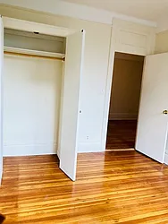 Rented by Zikos Realty Services