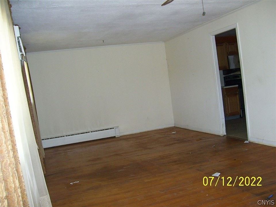2nd image of 229 Meadowbrook Dr