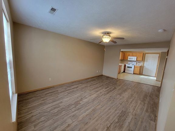 3rd image of 5700 N Orange Ln #5700