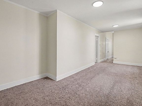 5th image of 703 N Meade St
