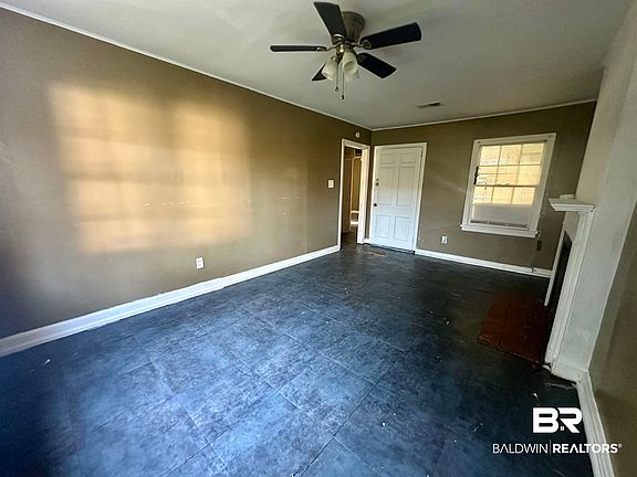 5th image of 177 Glenn Ave