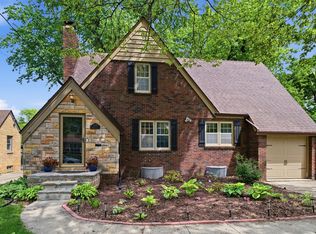 2715 46th St, Des Moines, IA 50310