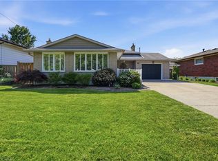 92 Watt Ave, Welland, ON L3B 1J4