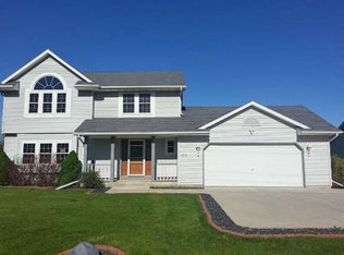 N6233 Woodland Rd, Sheboygan, WI 53083